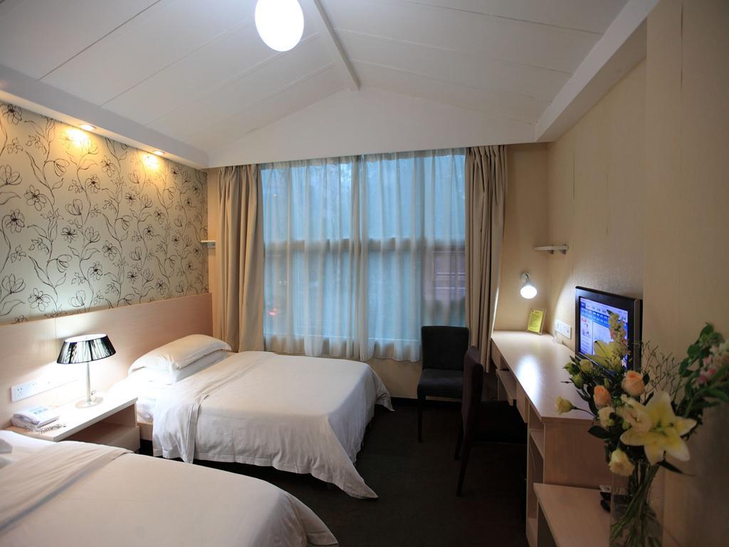 Guangzhou Colorful Days Hotel Стая снимка