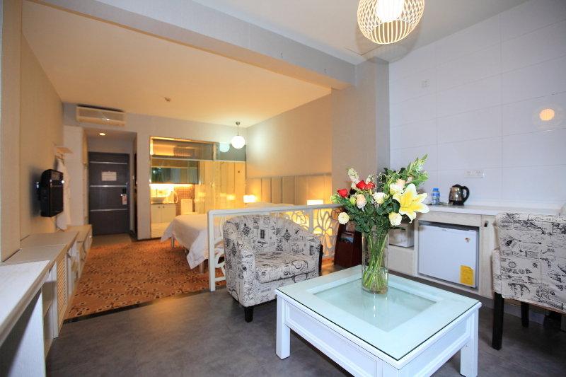 Guangzhou Colorful Days Hotel Екстериор снимка